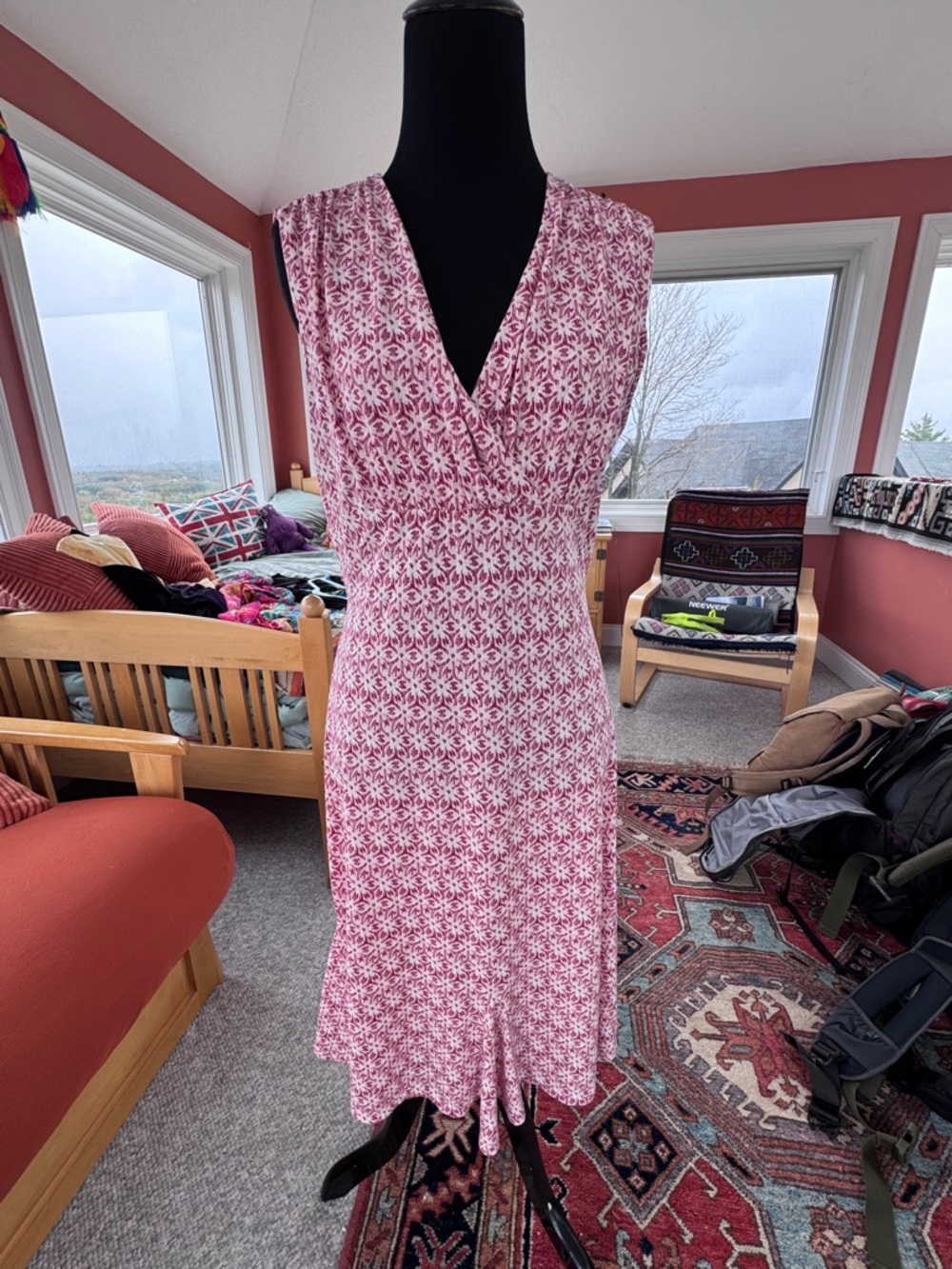 Old Navy Pink Sleeveless V-Neck Floral Midi Dress